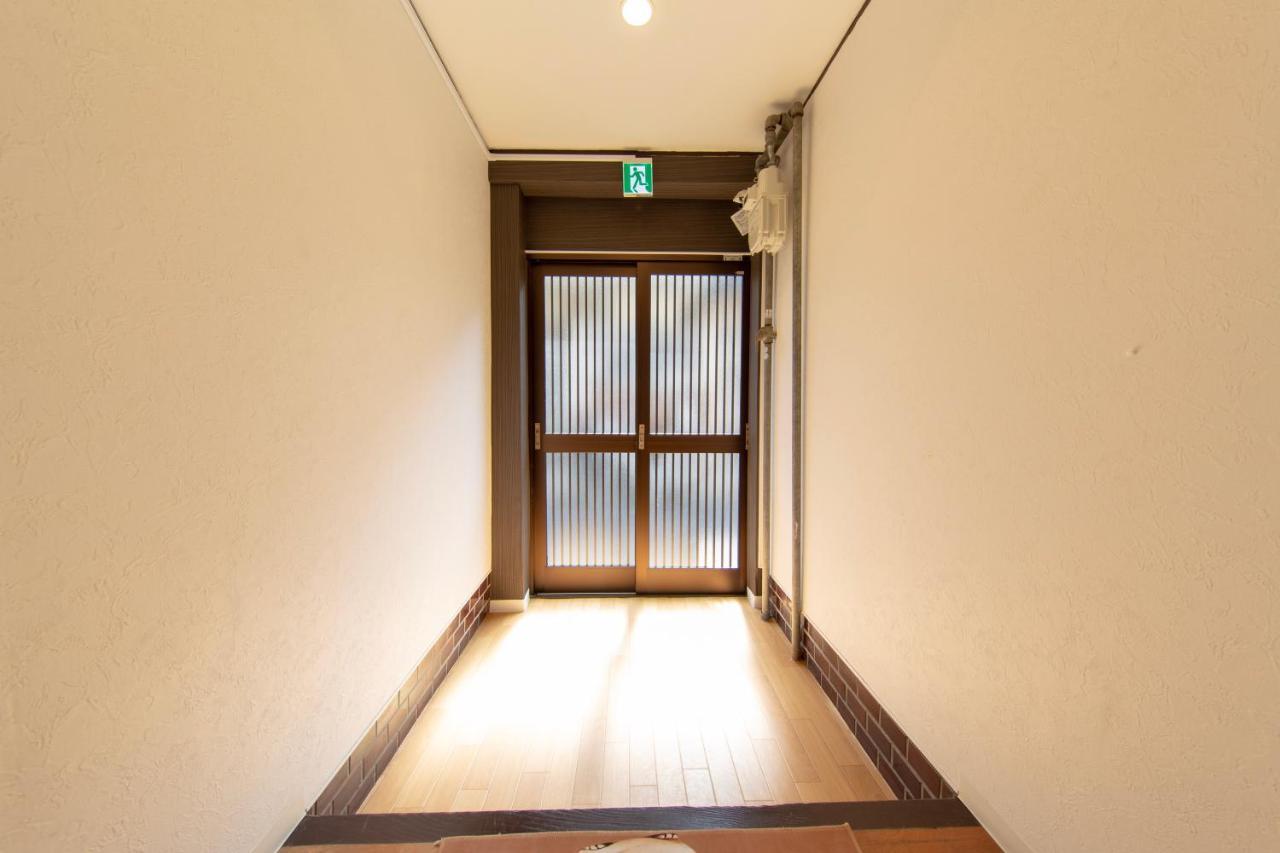 Guest House First Bless Osaka Exterior foto